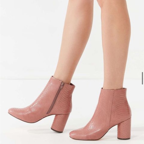 Urban Outfitters Shoes - Urban Outfitters Ankle Boots Pink Sabrina Faux Snakeskin Size 7